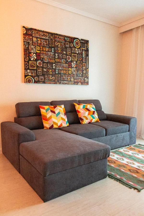 Peraía Home Away From Home מראה חיצוני תמונה